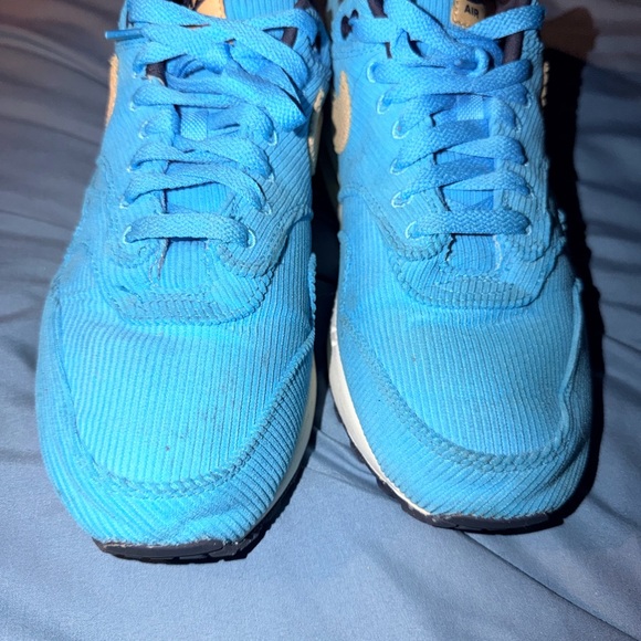 Corduroy Nike Air Max in Sky Blue and Tsn - Picture 6 of 6